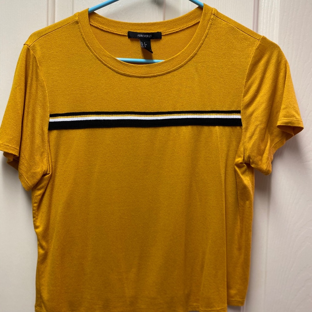 Forever 21 yellow T-shirt